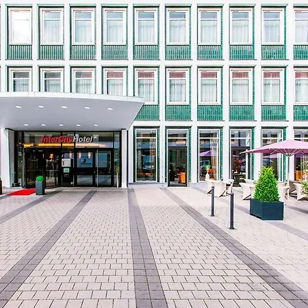 Intercityhotel Готель 4*
