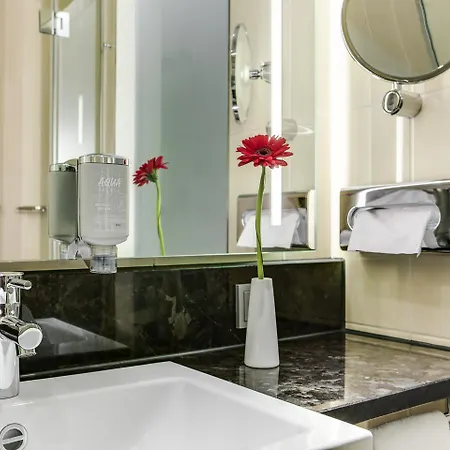 Intercityhotel מלון