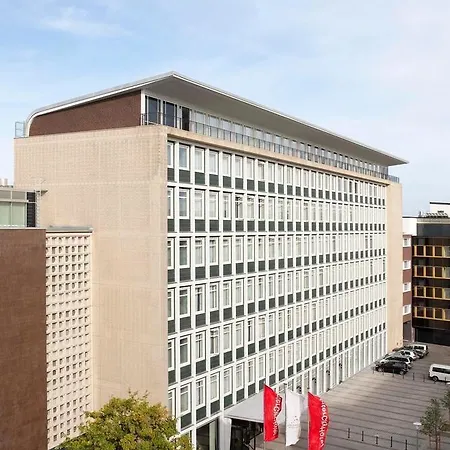 Intercityhotel מלון 4*