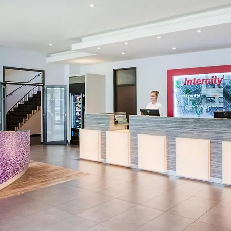 Intercityhotel מלון 4*